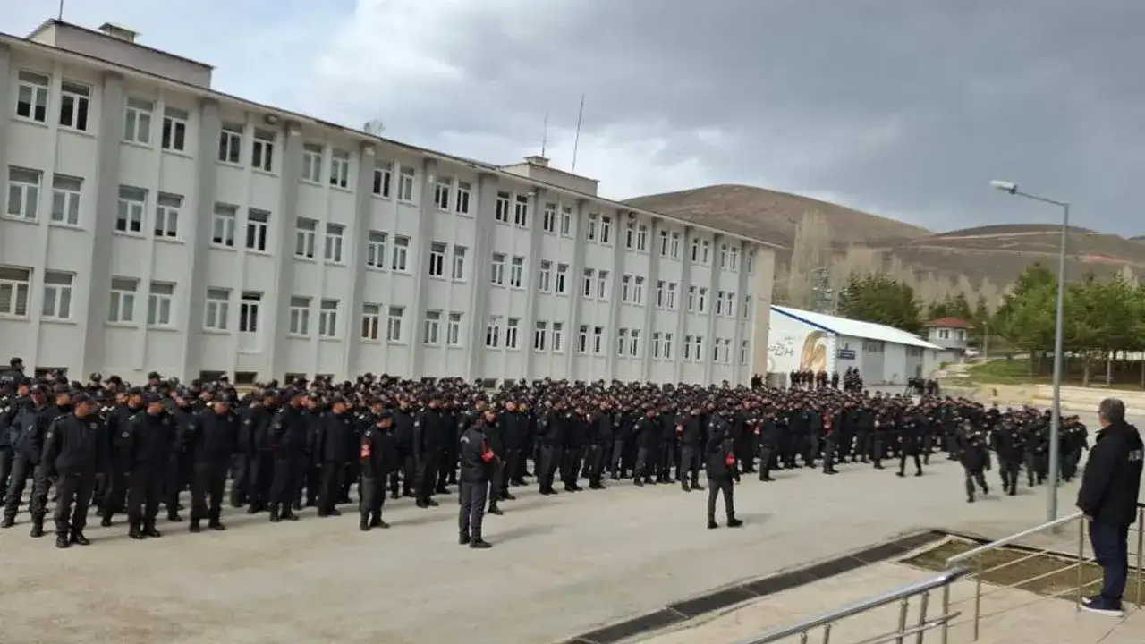 Bayburt’ta polis adaylarına afet ve yangın eğitimi