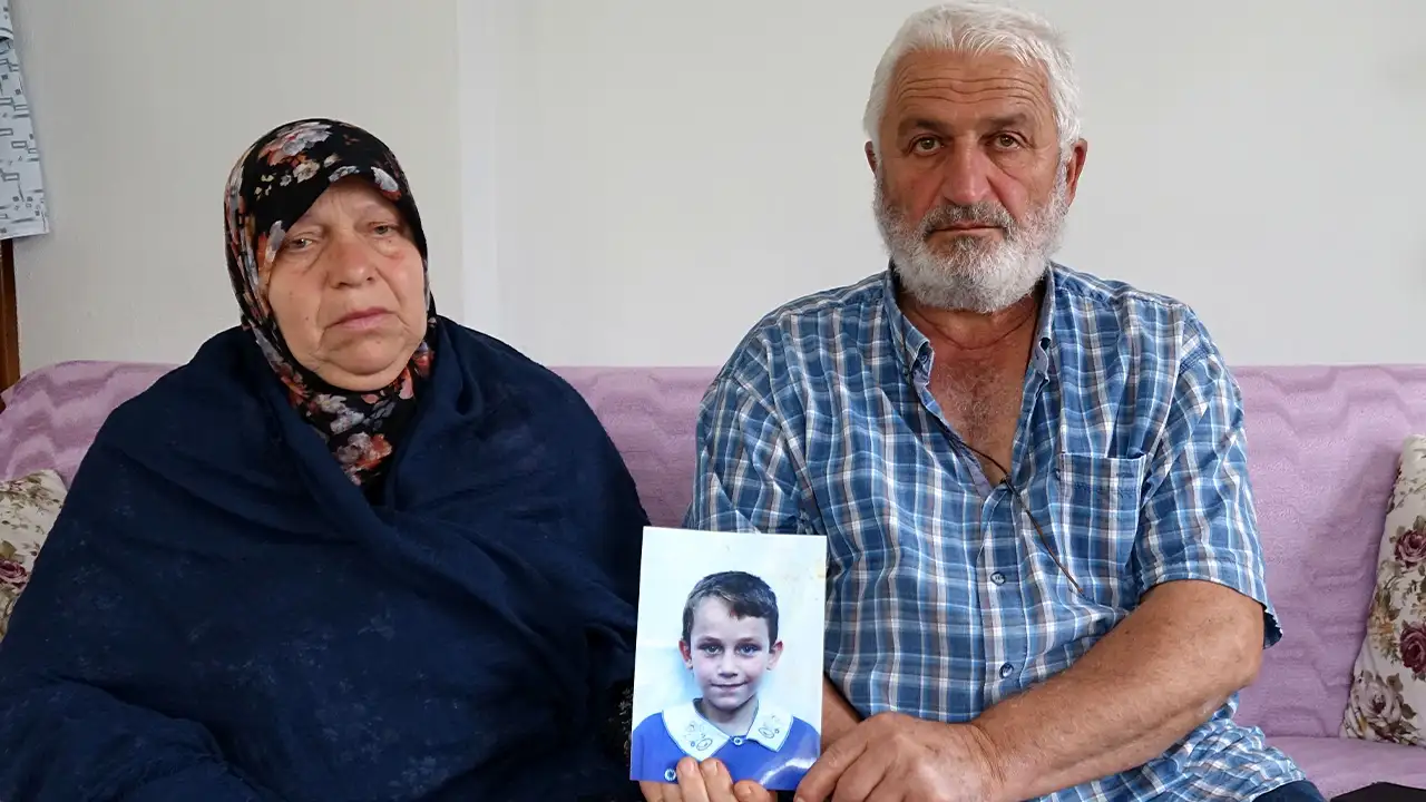 Trabzon'da 17 yıldır kayıp Yusuf dosyasında 'özel birim' umudu: "18 yaşında, eve oğlum için seçmen kağıdı bile geldi..."