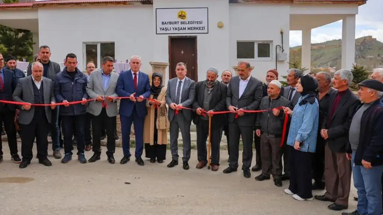 Bayburt’ta Yaşlı Yaşam Merkezi hizmete açıldı