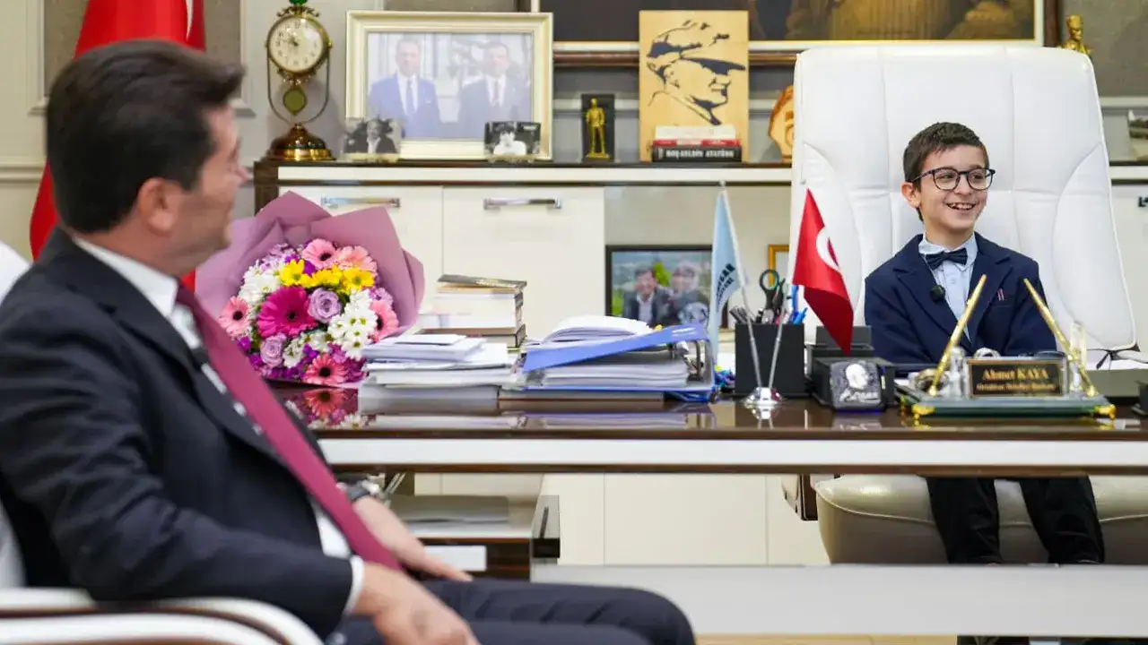 Başkan Kaya, 23 Nisan’da koltuğunu Emin Arman’a devretti