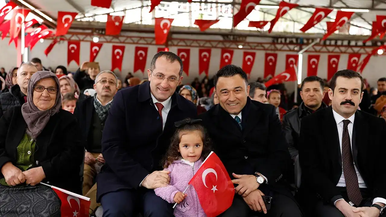 Akçaabat’ta 23 Nisan coşkusu: Çocuklar bayramı doyasıya kutladı