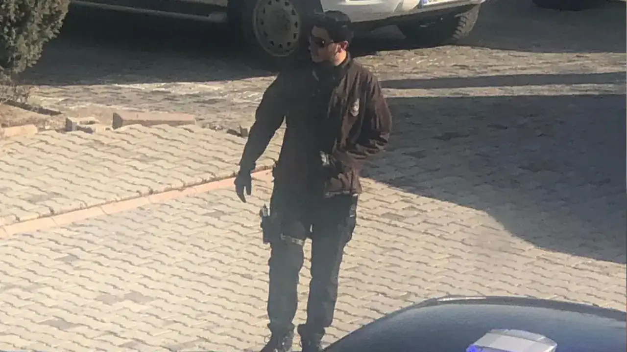 Mustafa Türkay Sonel'in kamuflajlı ve silahlı fotoğrafı ortaya çıktı!