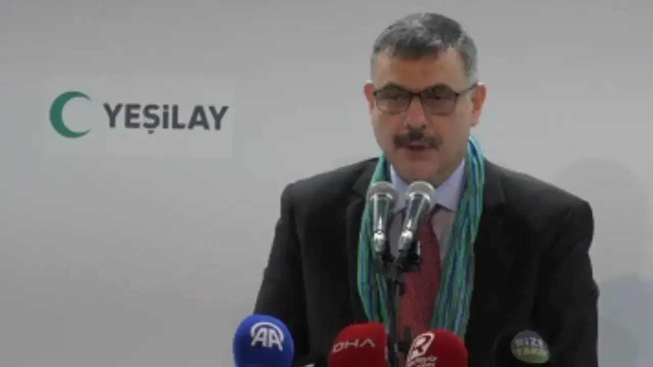 Bakan Çiftçi’den dijital bağımlılık uyarısı!  "Toplumu tehdit ediyor"