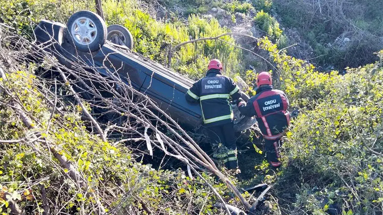 İki ayrı noktada feci kaza! 3 kişi yaralandı
