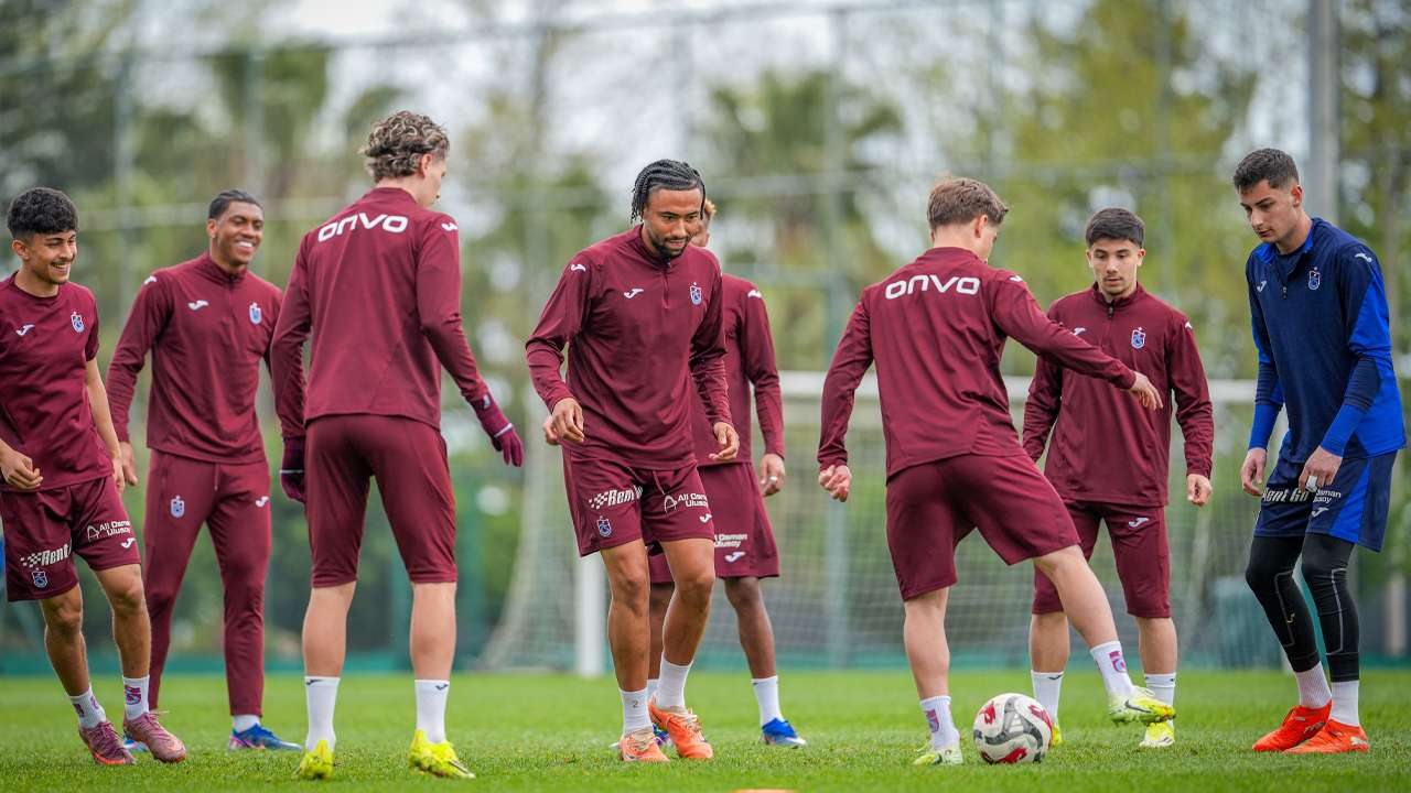 Trabzonspor’da Konyaspor hazırlıkları tamamlandı! Takım yola çıkıyor