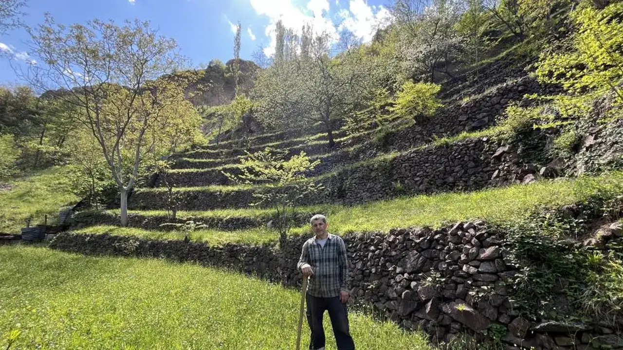 Artvin’de taş taş işlenen miras 3. kuşakta yaşatılıyor