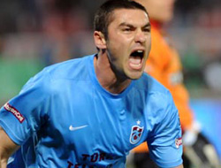 Burak Teofilo'yu yakaladı