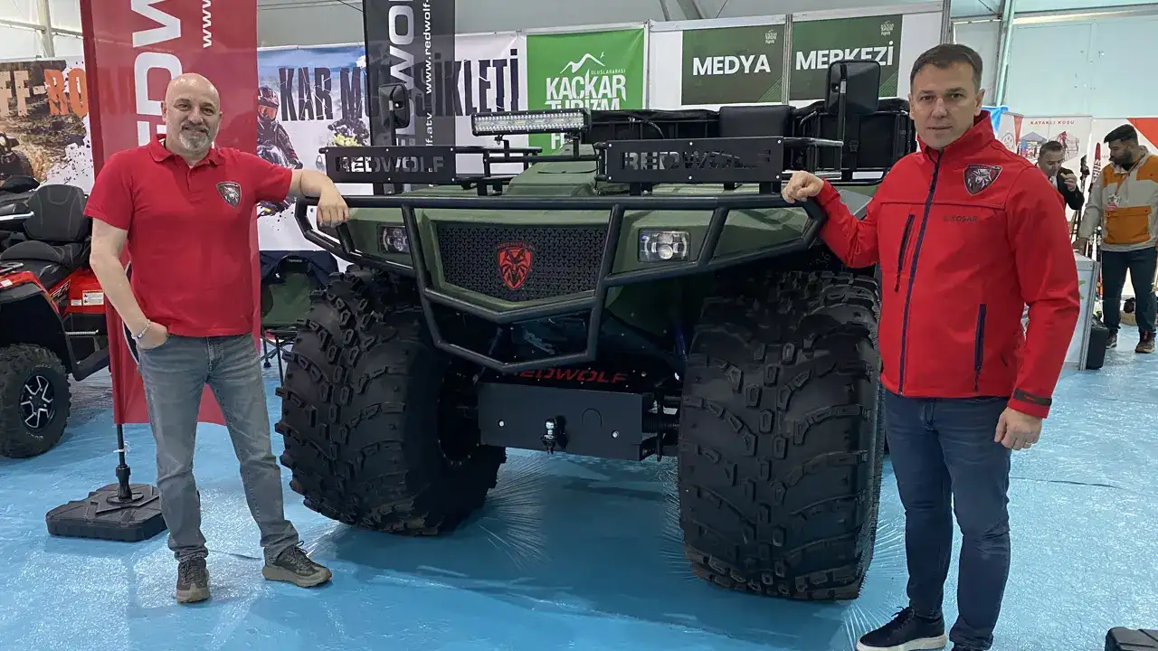 Türk mühendislerden dev hamle: Suda da giden ‘Kızıl Kurt’