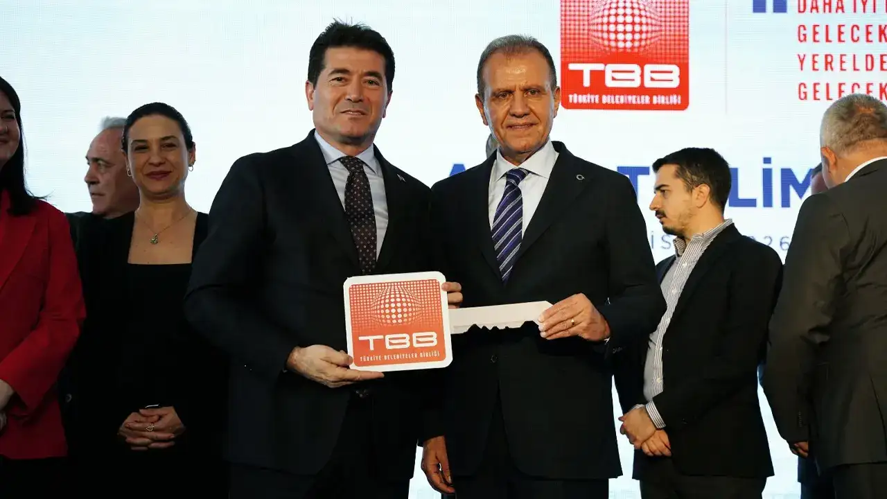 Başkan Kaya açıkladı: "Yeni ekskavatör hizmet gücünü artıracak"