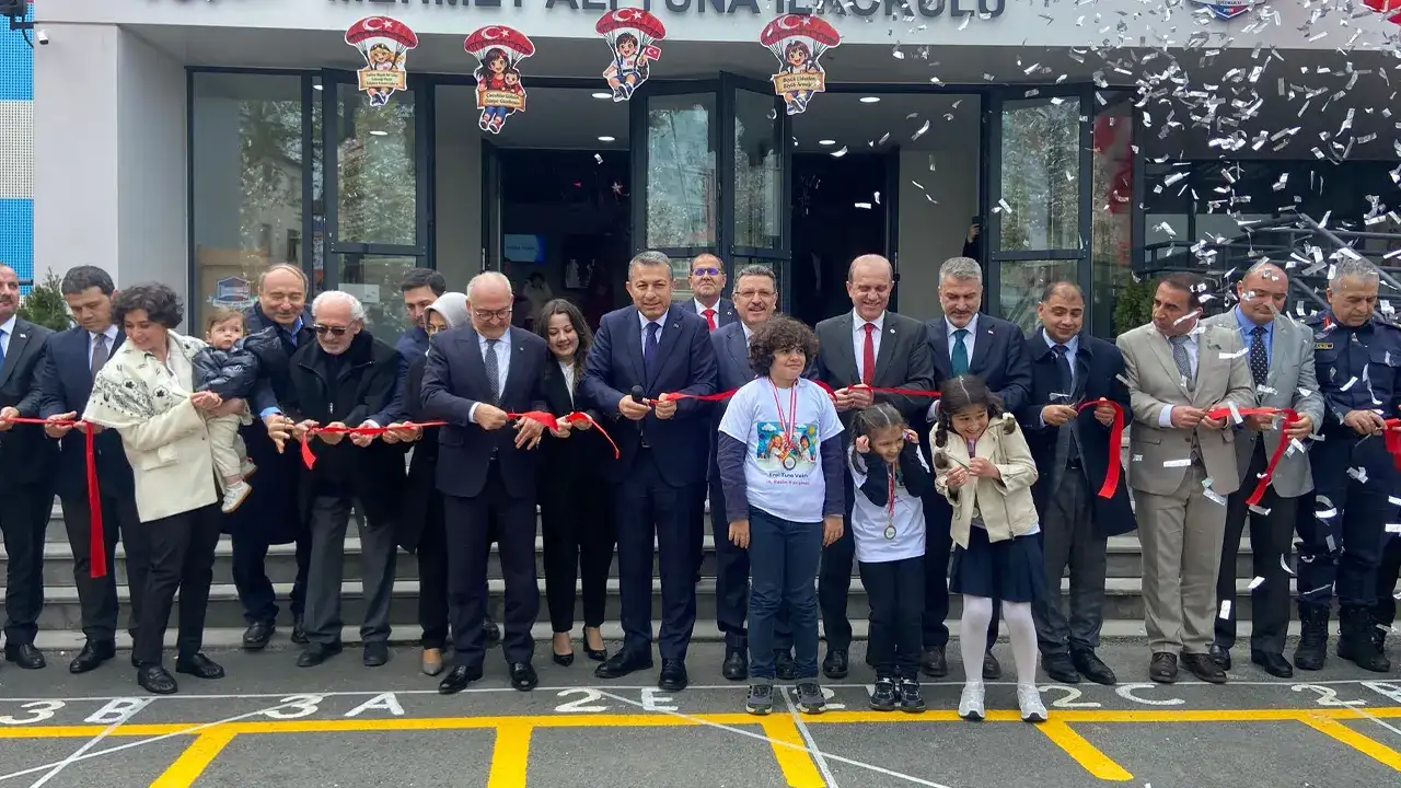 Trabzon’da 100. Yıl İlkokulu yeniden açıldı