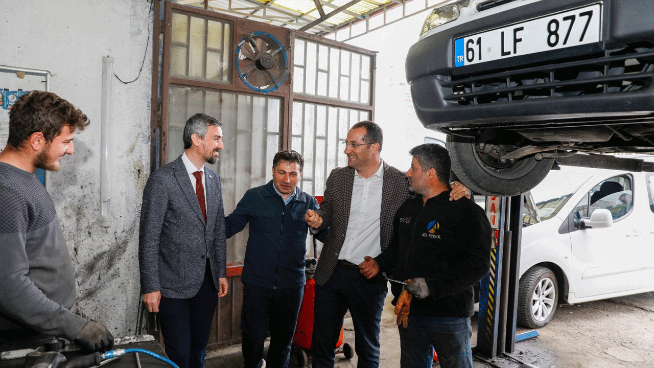 Başkan Osman Nuri Ekim sanayi esnafıyla güne başladı