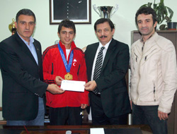 Belediyespor Boks takımı 3. oldu
