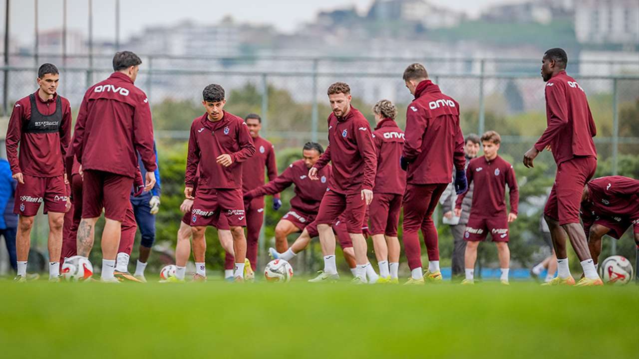 Trabzonspor hazırlıklarını sürdürdü: Tecrübeli isim geri döndü