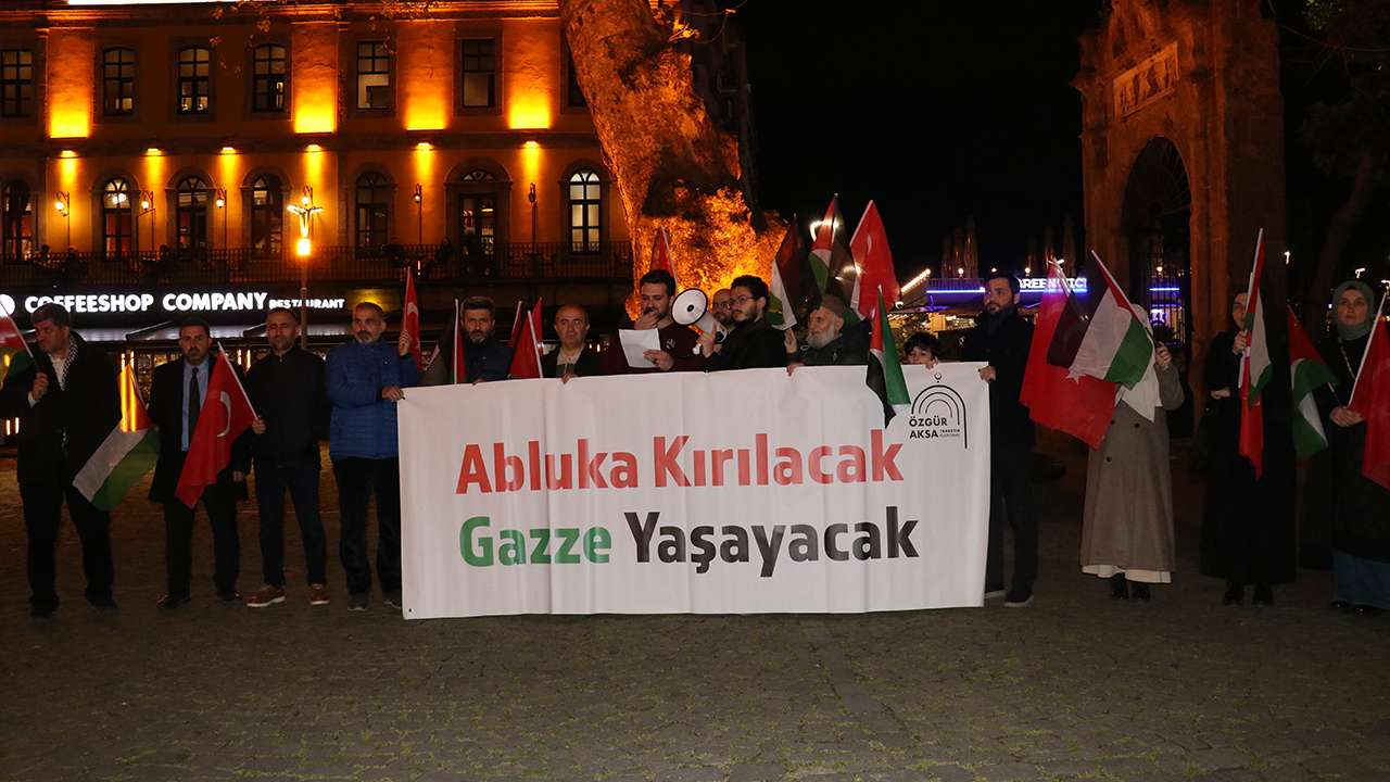 Trabzon’da Gazze’ye gitmek isteyen filoya yapılan saldırı kınandı