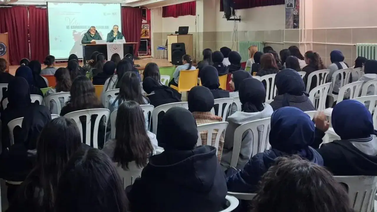 Şehit Polis Serkan Saka’nın hatırası öğrencilerle paylaşıldı