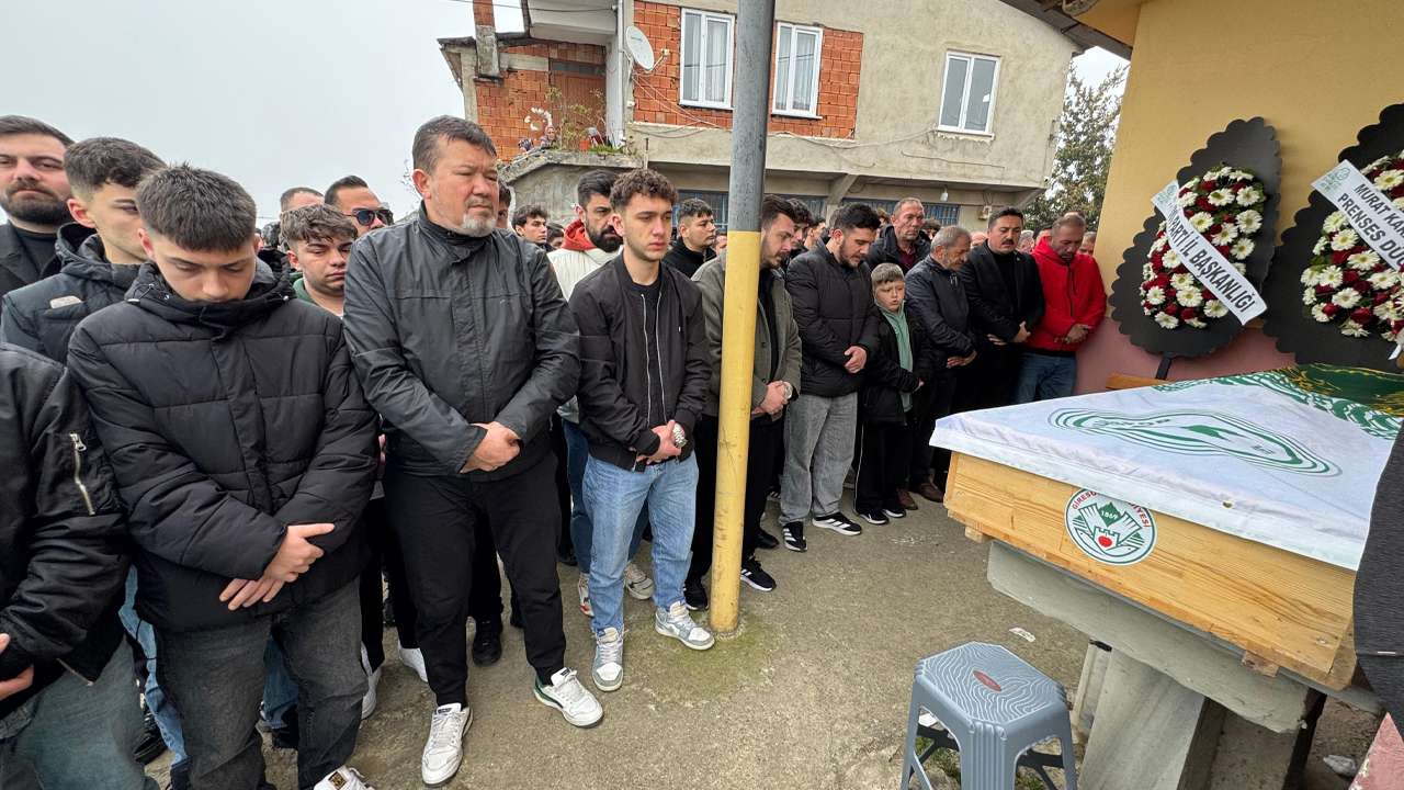 Giresun’da öldürülen genç toprağa verildi