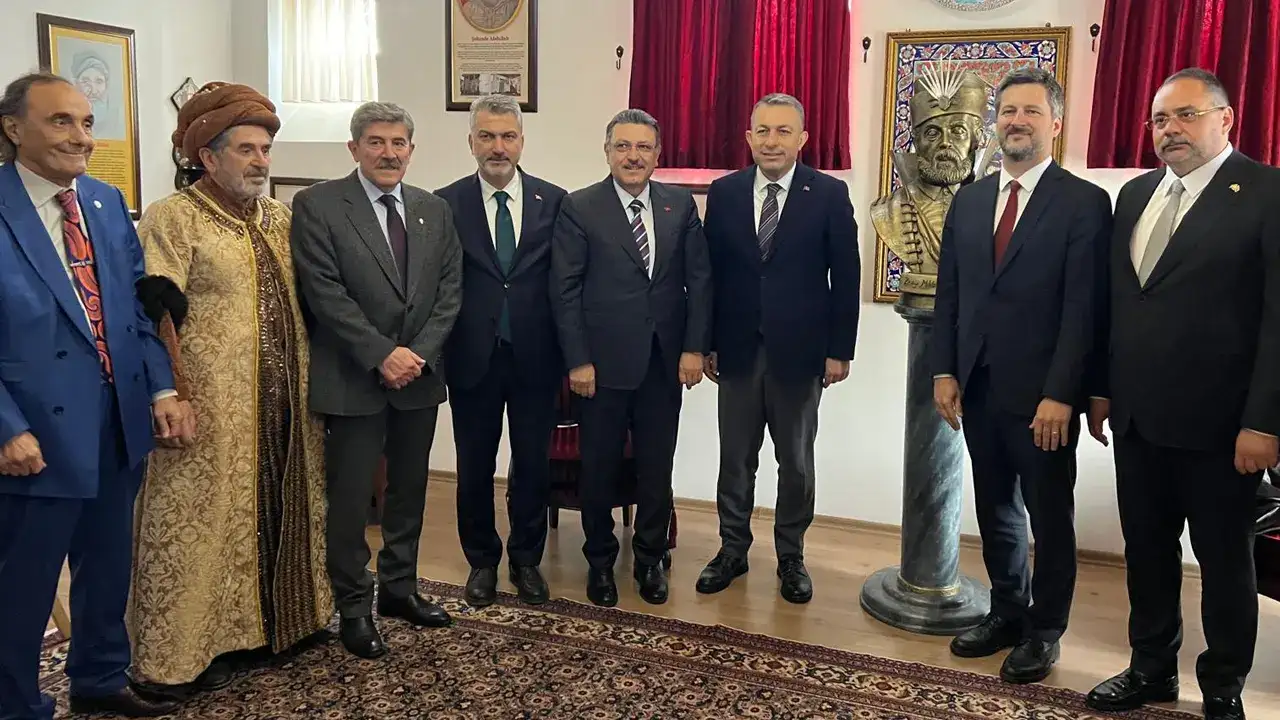 Kanuni Evi’nde büst açılışı: Macar Büyükelçisi Trabzon’a veda etti