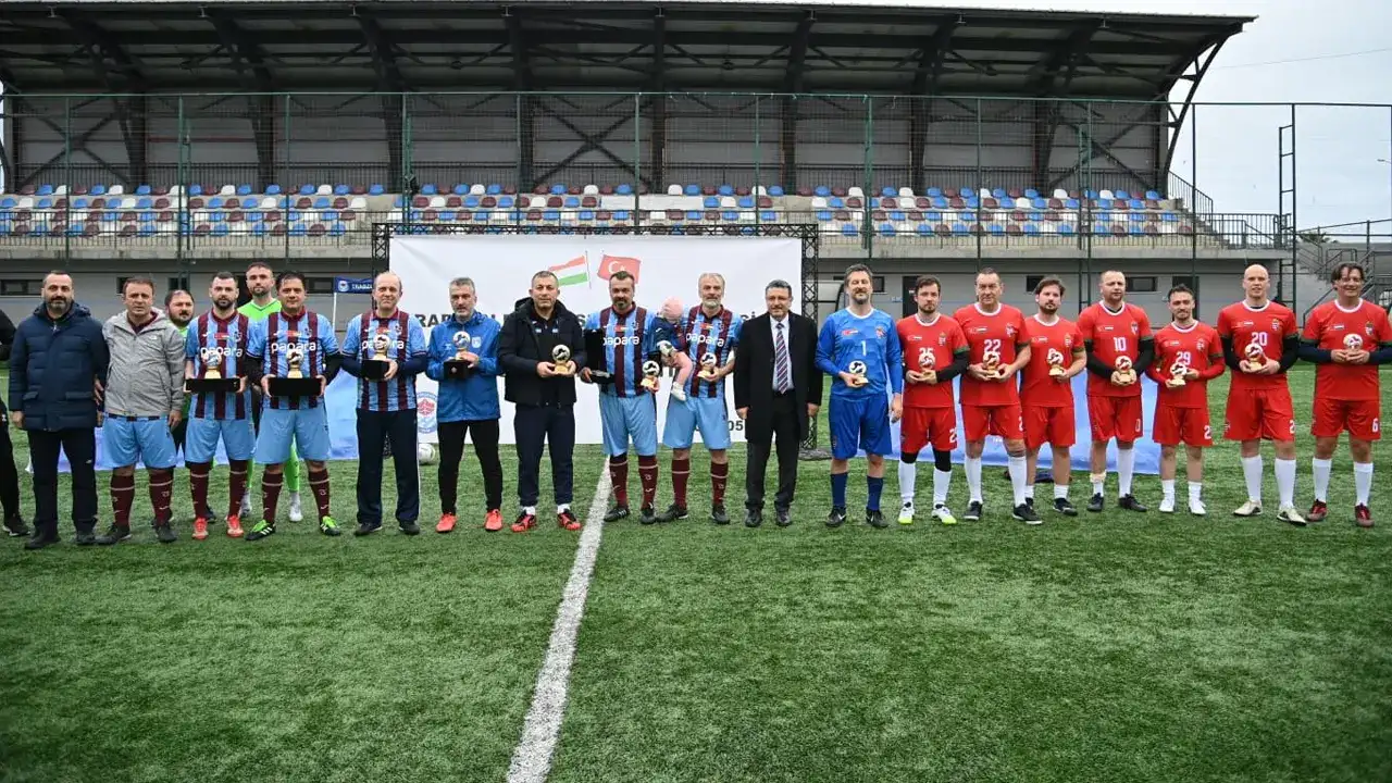 Trabzon’da Türkiye–Macaristan dostluk maçı: 4-4