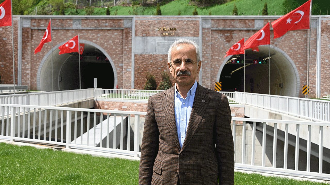 Ulaştırma Bakanı açıkladı: "Zigana Tüneli 3 yılda 5,3 milyon araca hizmet verdi"