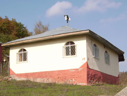 15 yıldır imam bekliyorlar