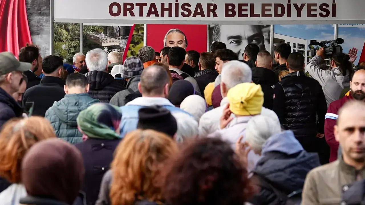 Trabzon Tanıtım Günleri’nde stand krizi:  “Diğer ilçelere 4-5 katı büyüklüğünde verildi”