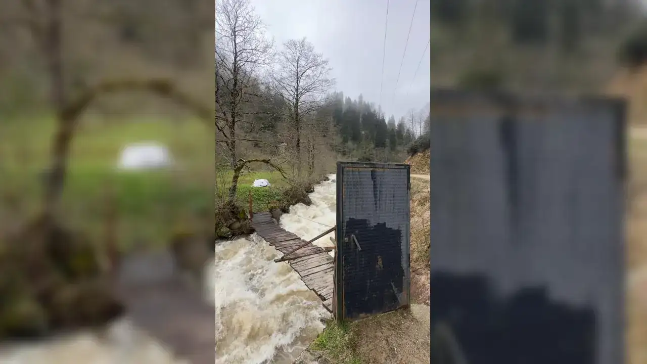 Rize’de görenleri şaşırtan manzara: Köprü girişine demir kapı