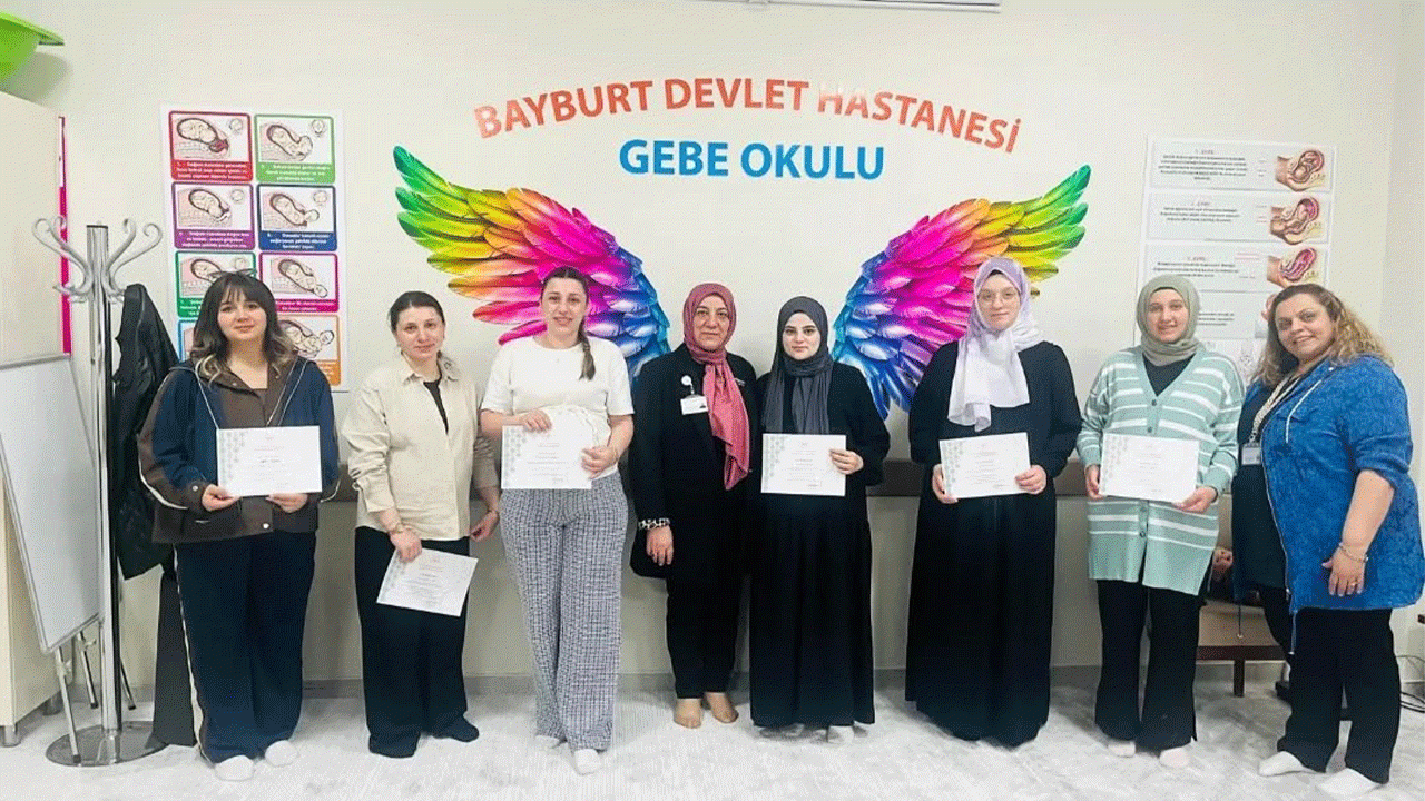 Bayburt Devlet Hastanesi’nde gebelere yönelik eğitim verildi