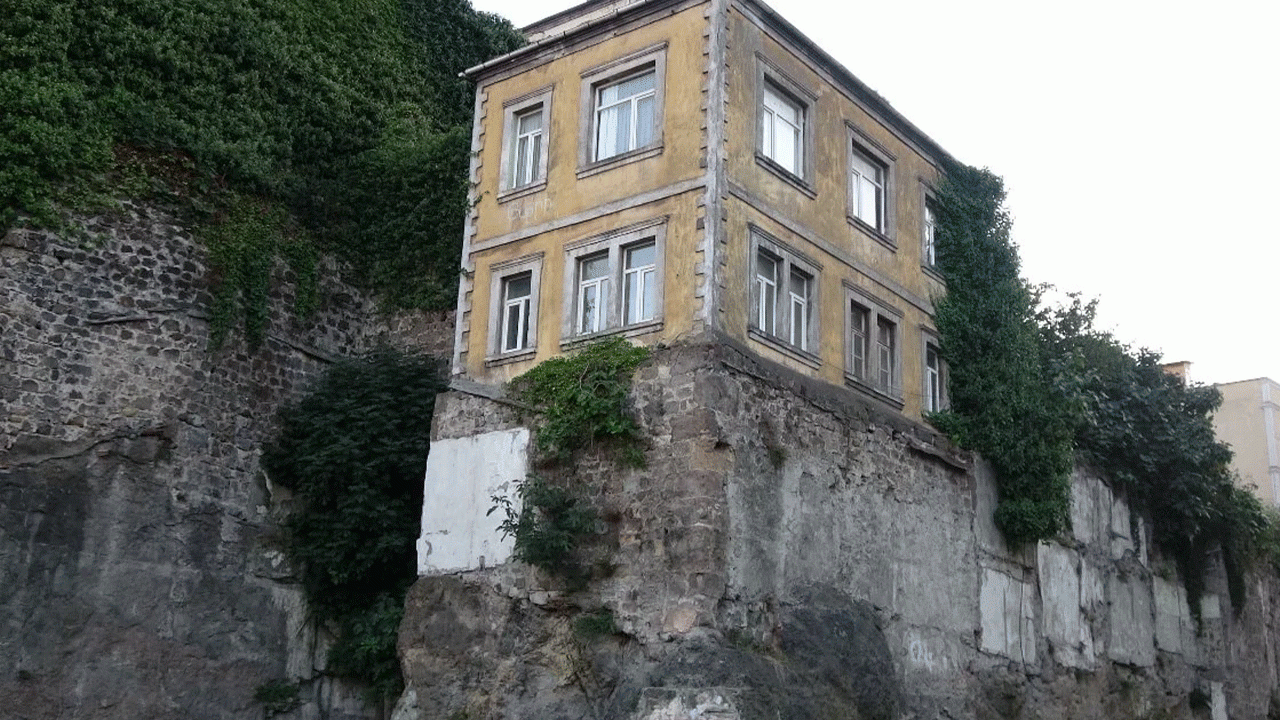 “Trabzon tarihini kamyon kamyon denize dökmeyelim” uyarısı