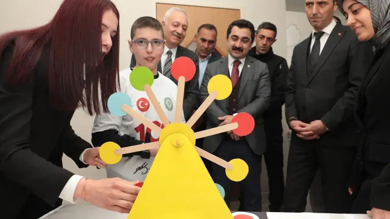 Bayburt’ta özel öğrencilerden bilim fuarı