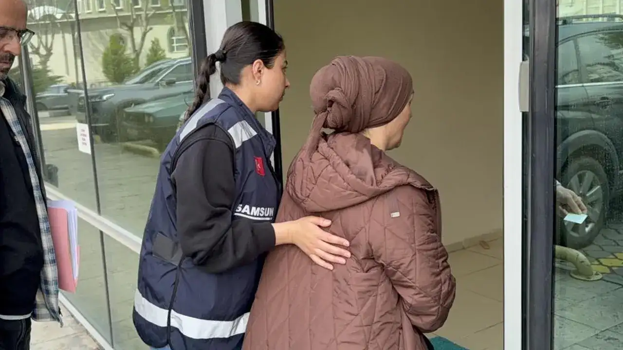 Samsun’da teyze şoku! Yeğeninin altınlarını çalıp kendisine otomobil aldı