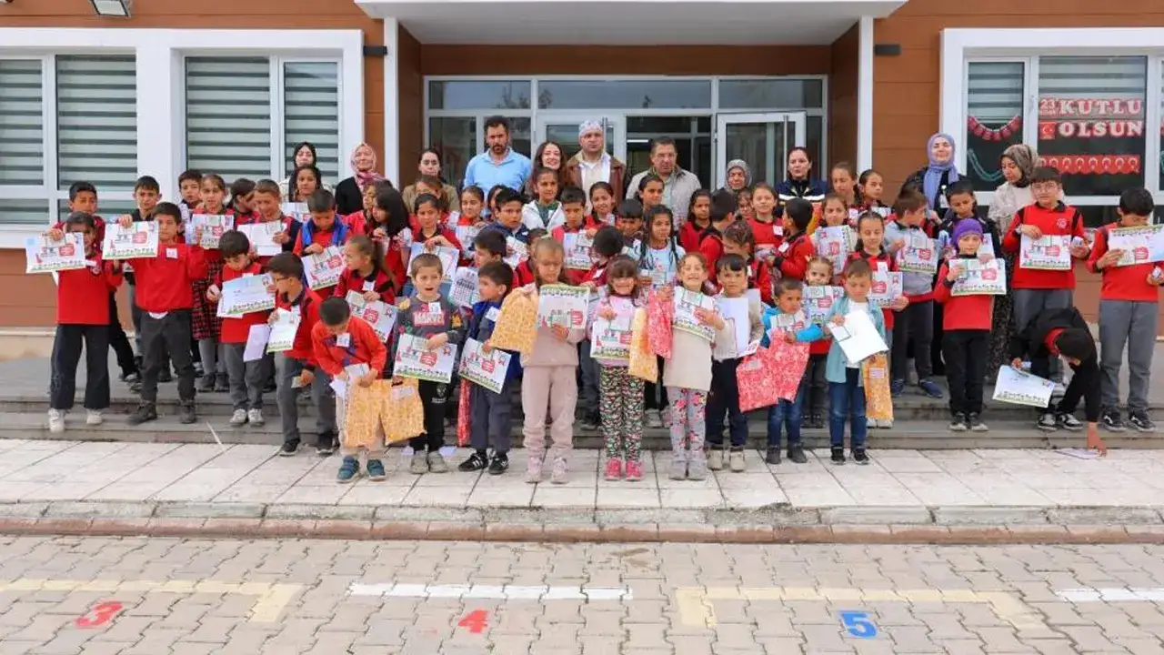 Bayburt’ta öğrencilere sağlık ve hijyen eğitimi verildi