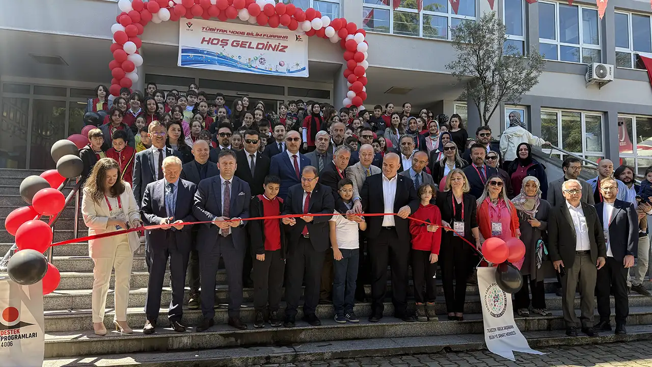 Trabzon’da öğrencilerin hazırladığı TÜBİTAK projeleri sergilendi