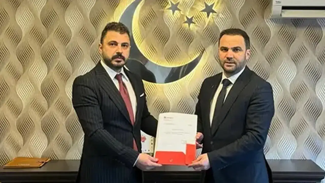 Trabzon’da önemli değişiklik: İlçe Başkanı değişti