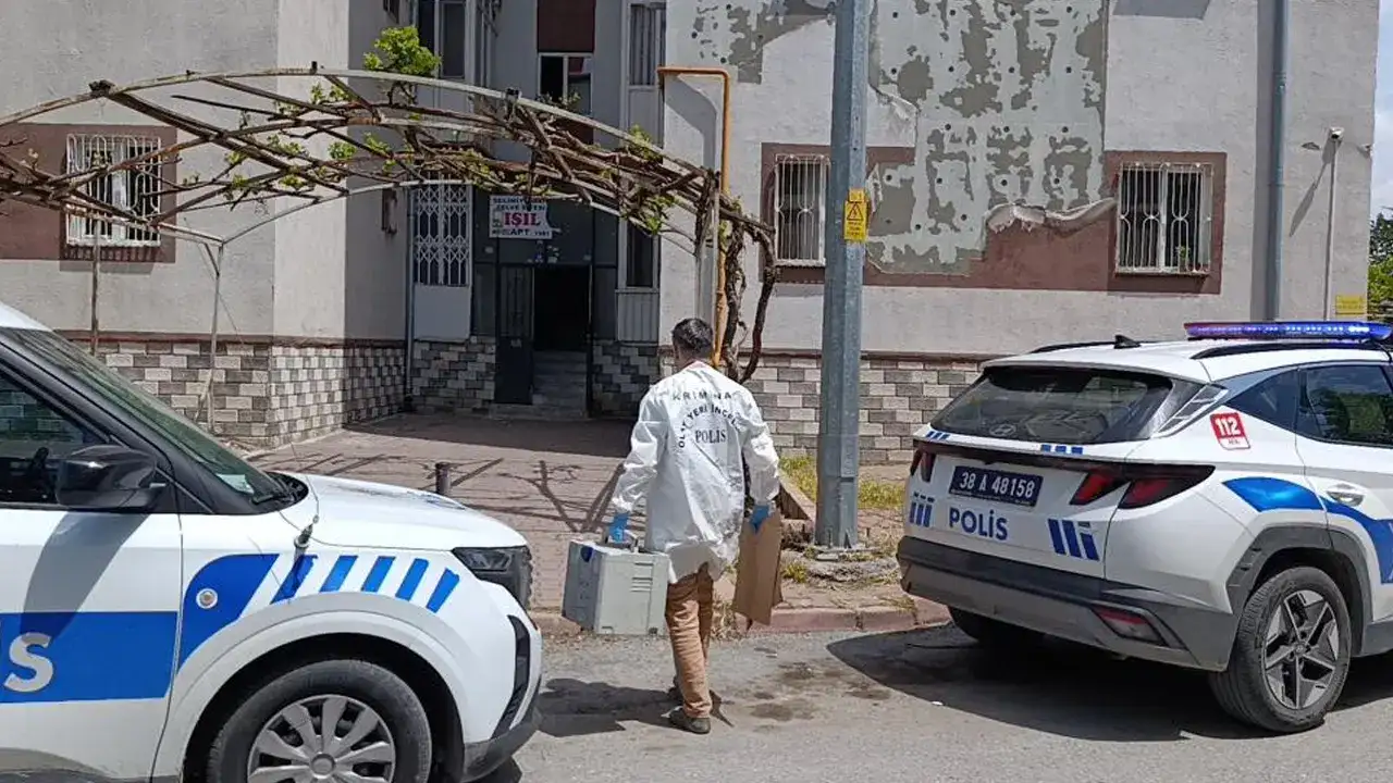 Silah sesi sonrası acı olay! Evinde ölü bulundu