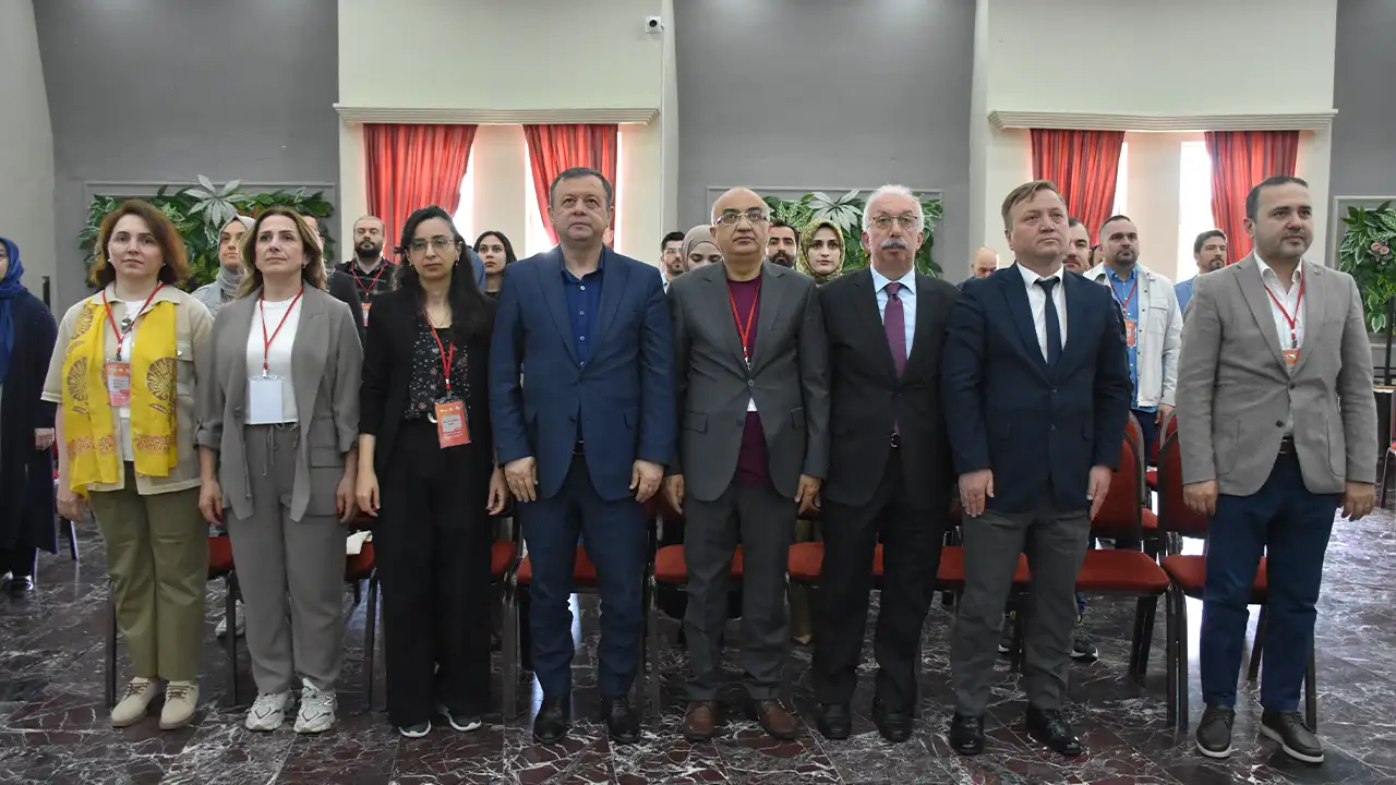 TÜBİTAK destekledi! Trabzon’da öğretmenlere yapay zeka destekli oyun geliştirme eğitimi