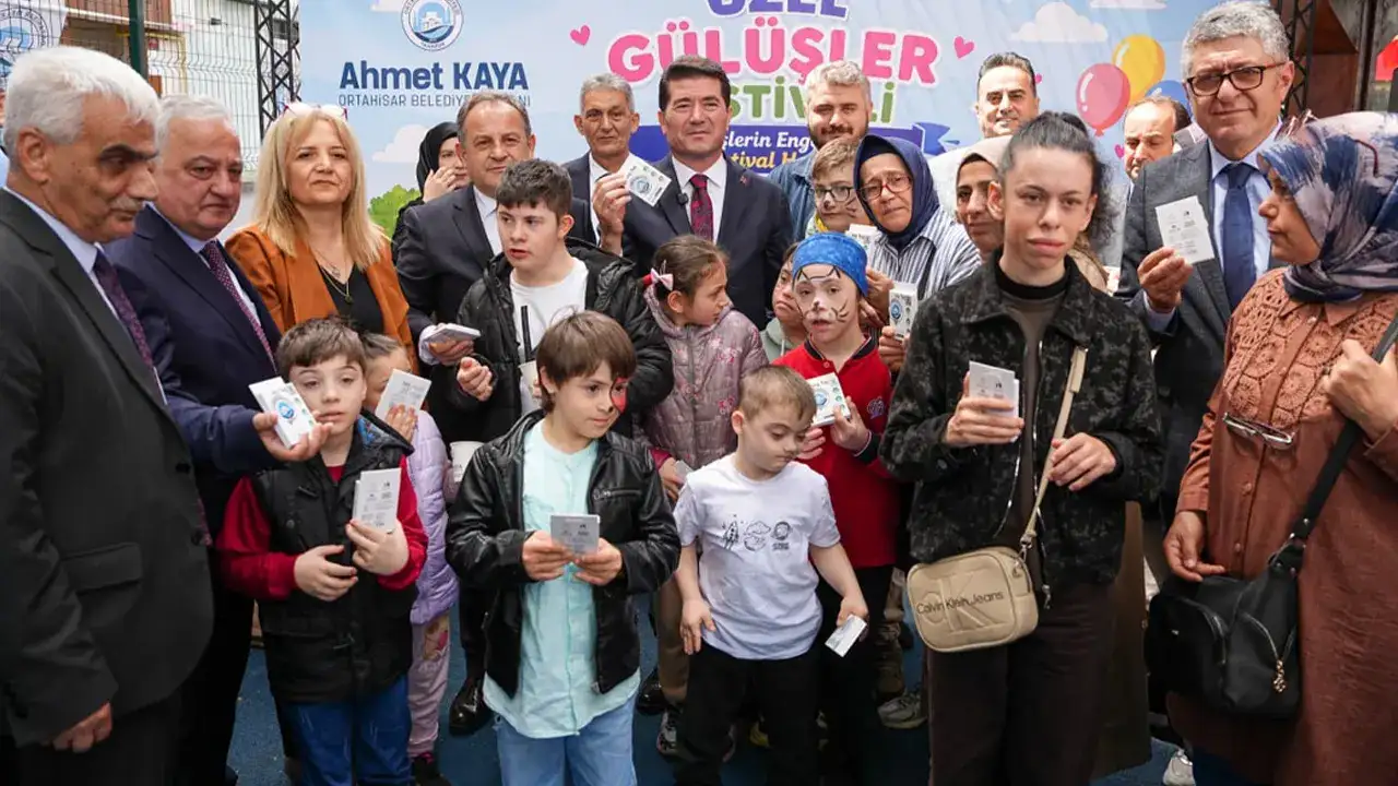 Ortahisar Belediyesi’nden özel bireylerin yüzünü güldüren festival