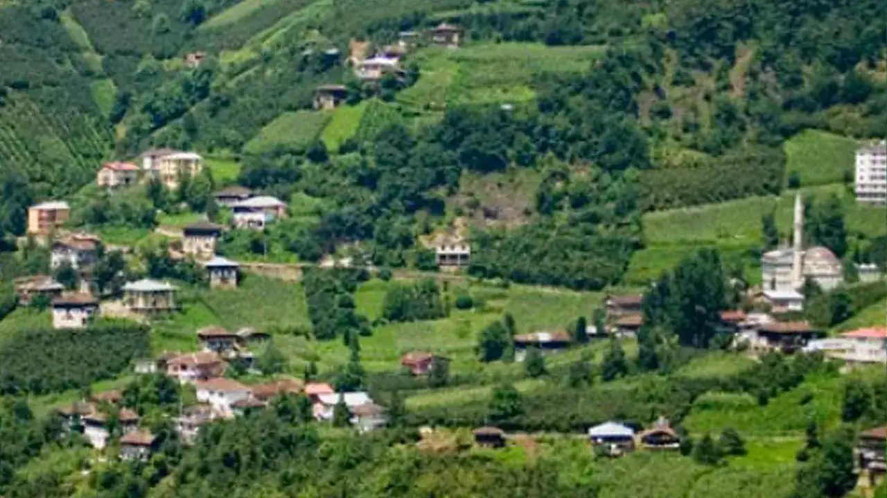 Trabzon’da eski belediye başkanından tepki: “Vatandaş mağdur ediliyor”