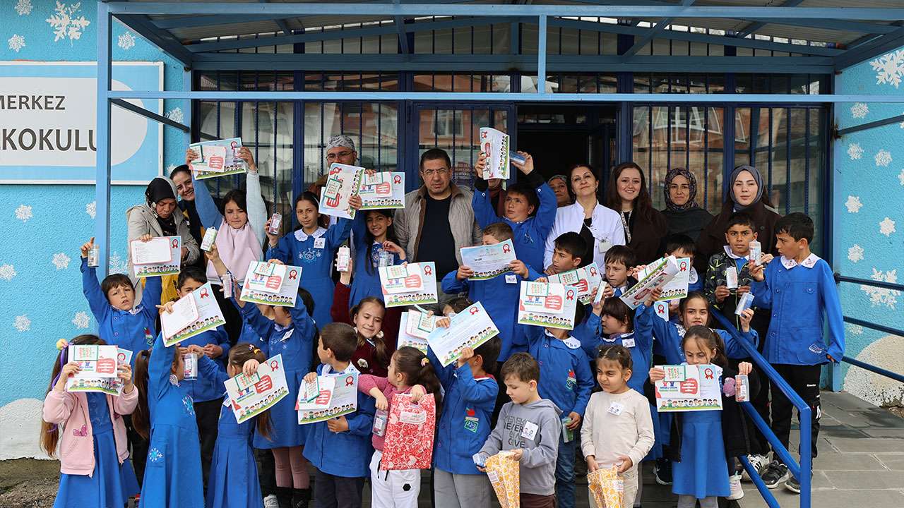 Bayburt’ta öğrencilere sağlık bilinci aşılayan eğitim programı