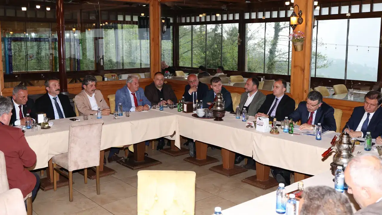 Trabzon’da ortak akıl toplantısı düzenlendi! “Trabzon’un her noktasına eşit hizmet”