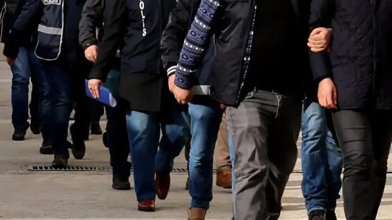 Trabzon dahil 14 ilde yasa dışı bahis operasyonu! 24 milyarlık vurgun