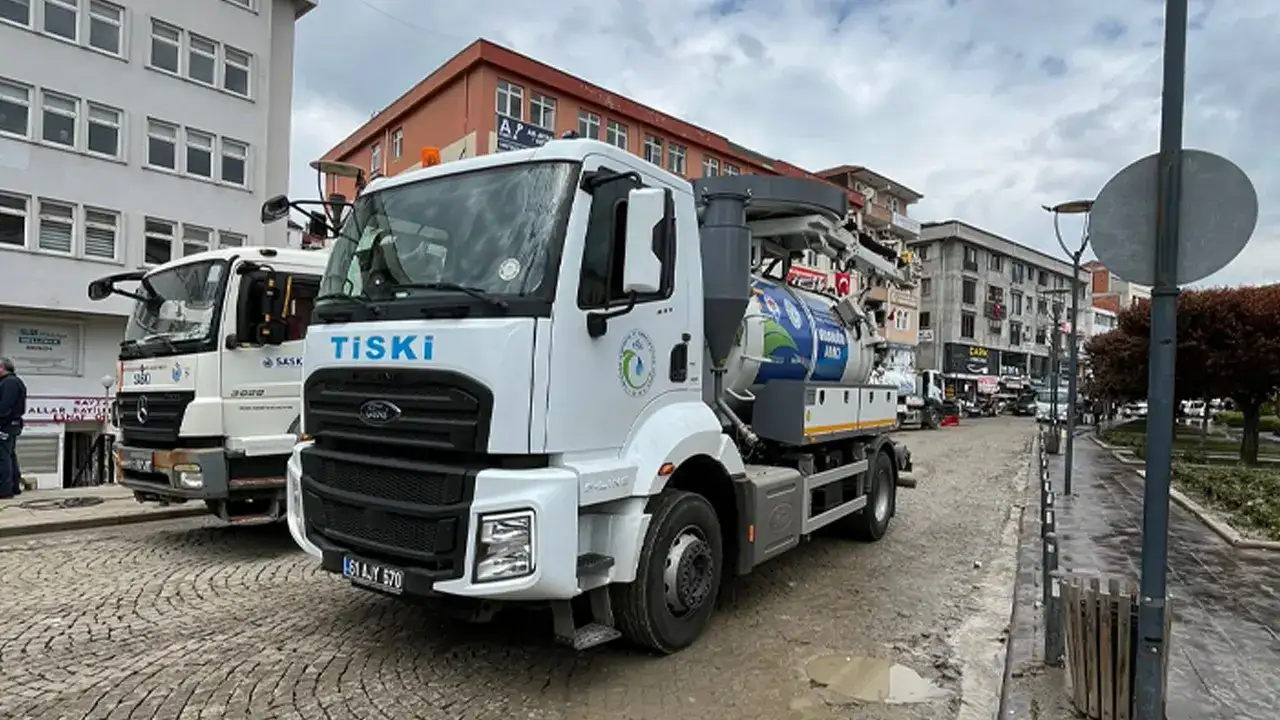 Trabzon Büyükşehir’den sel felaketi yaşayan Havza’ya destek