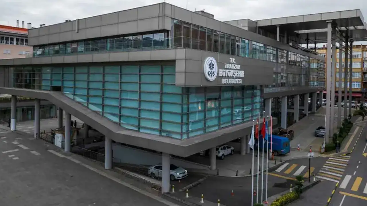Trabzon Büyükşehir Belediyesi’nin 2025 kesin hesabı oy birliğiyle kabul edildi: 2025 bütçe gideri 9,5 milyarı aştı