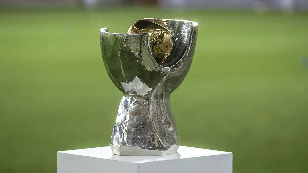 Trabzon Büyükşehir meclisinde Trabzonspor gerilimi: "2010-2011 kupasını getirin"