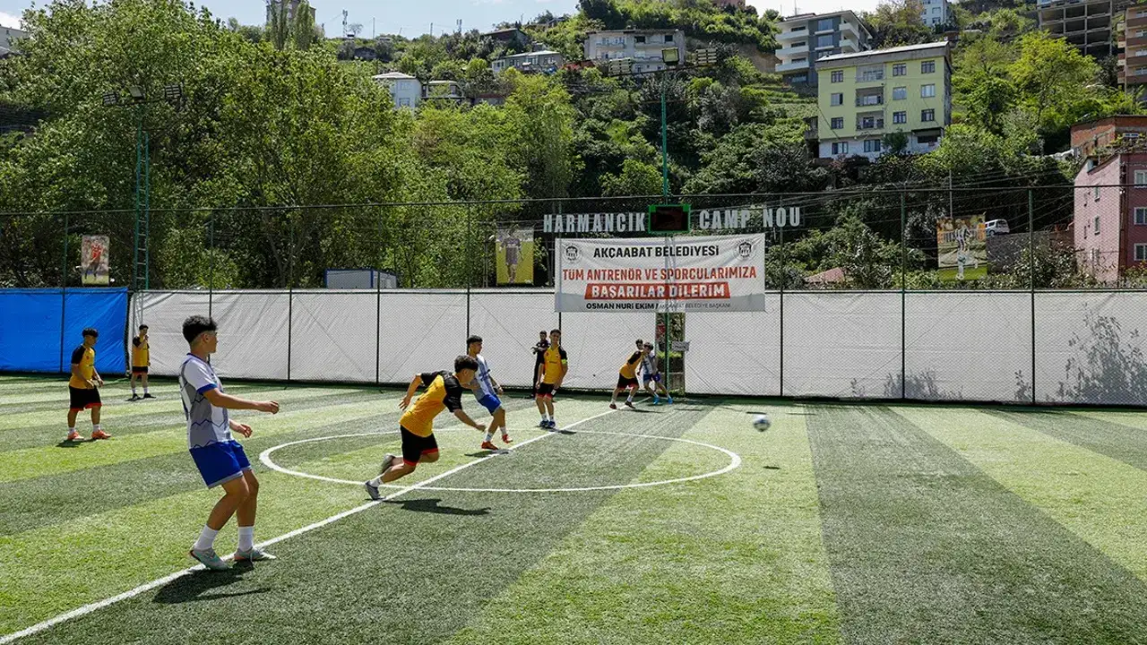 Akçaabat’ta liseler arası futbol turnuvası tamamlandı