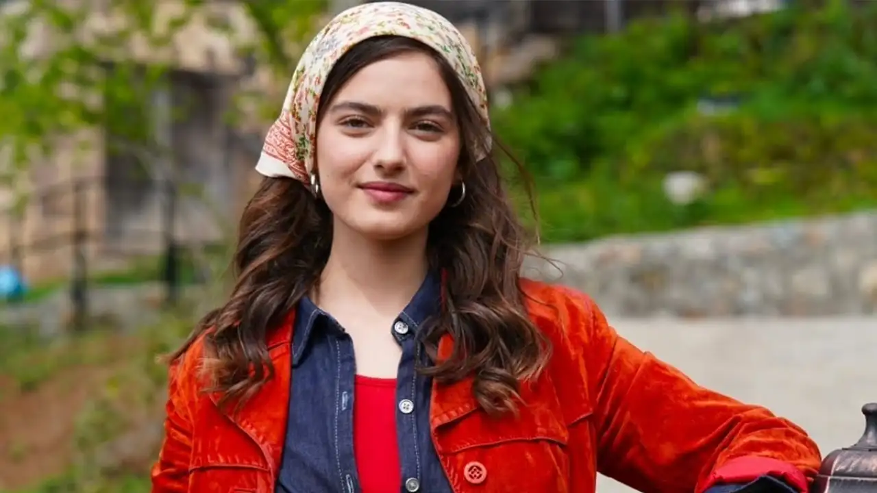 Taşacak Bu Deniz’in Eleni’si Ava Yaman ilk başrolünü aldı