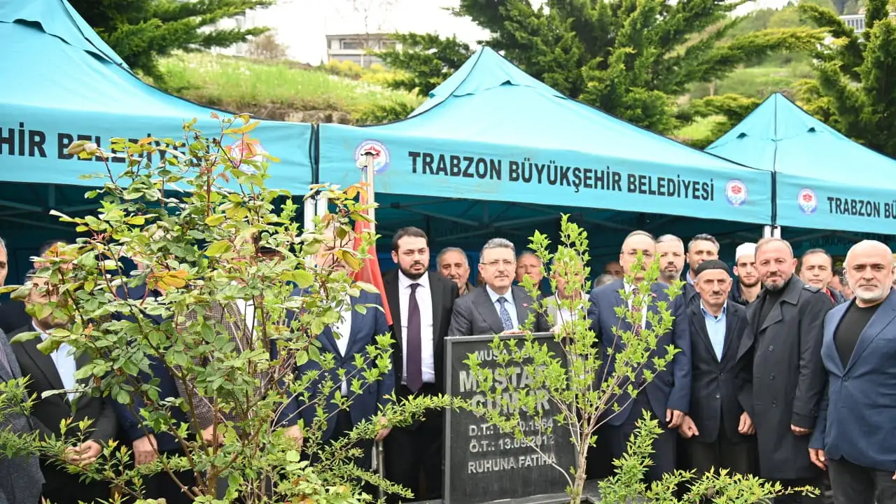Mustafa Cumur, vefatının 14. yılında dualarla anıldı