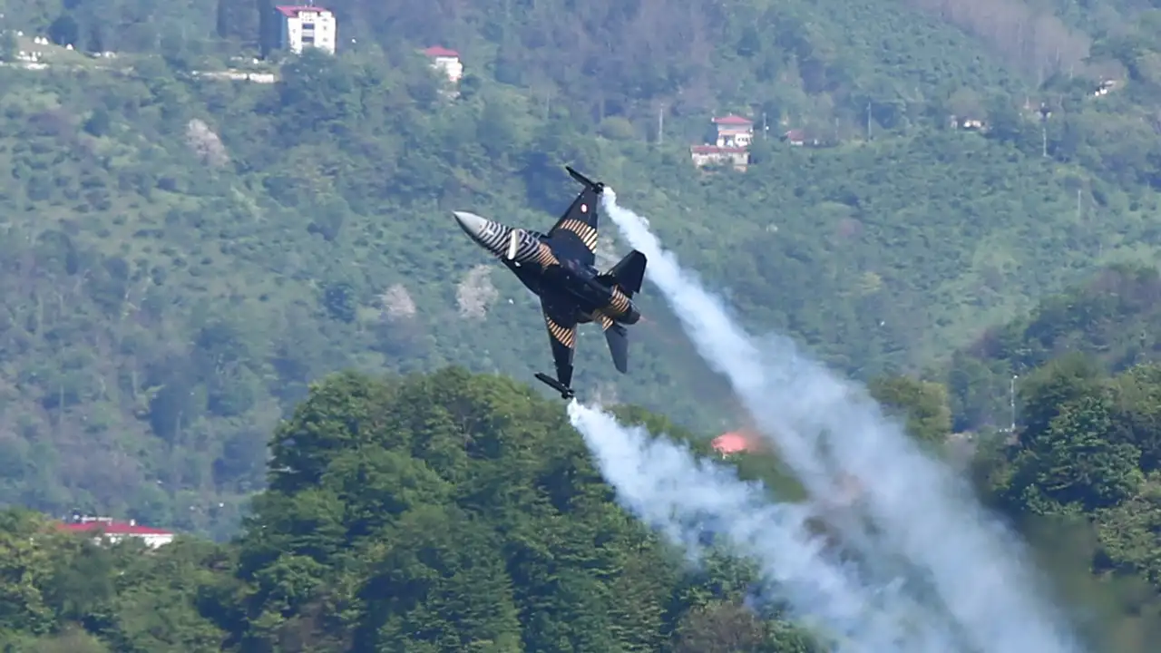 SOLOTÜRK’ten Giresun semalarında nefes kesen prova