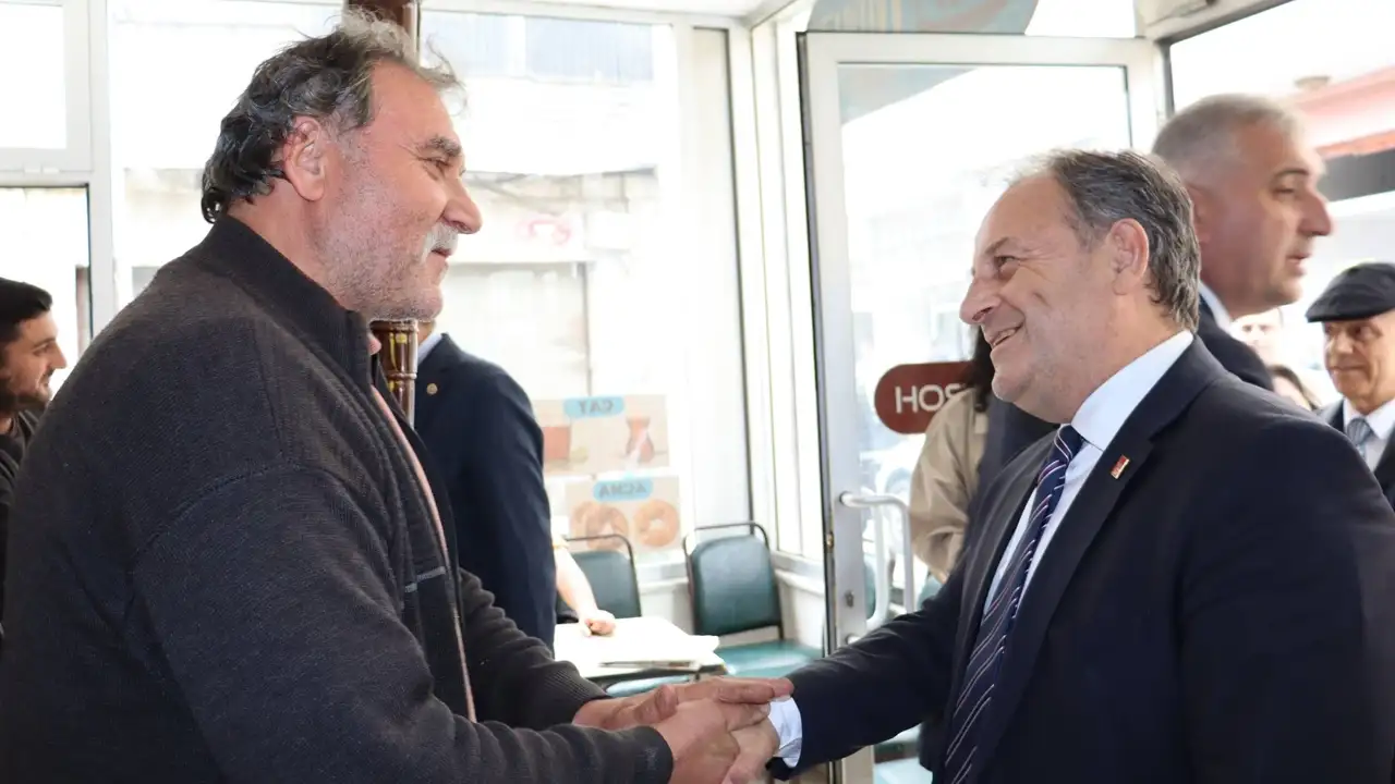 CHP’den Pazarkapı esnafına ziyaret! “Esnaf büyük mücadele veriyor”