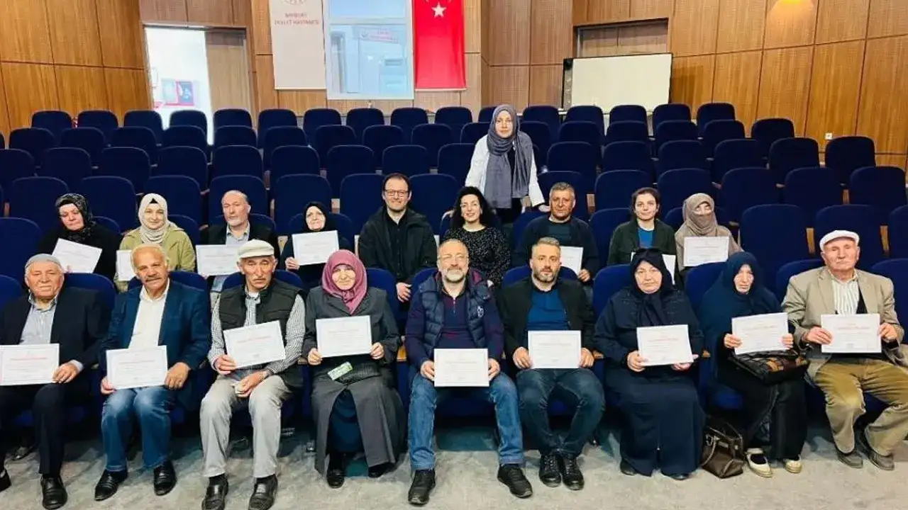 Bayburt Devlet Hastanesi’nde diyabet okulu eğitimleri sürüyor