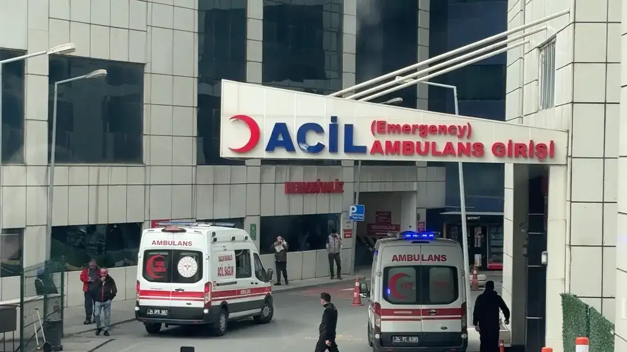 Göğsünden bıçaklandı! Hastanenin 10’uncu katından düştü